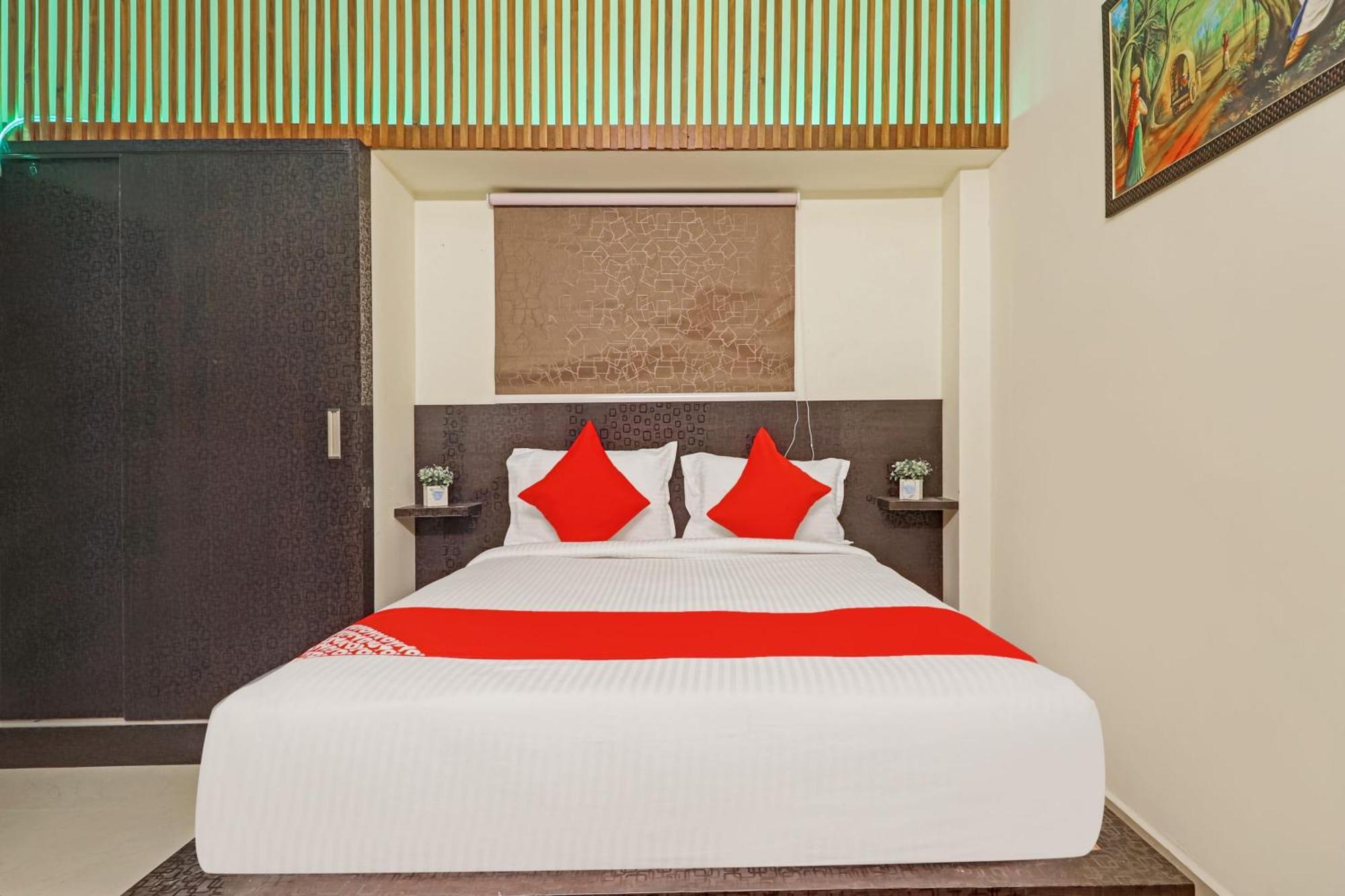 Super Hotel O Dsr Inn Near Nexus Haïdarabad Extérieur photo