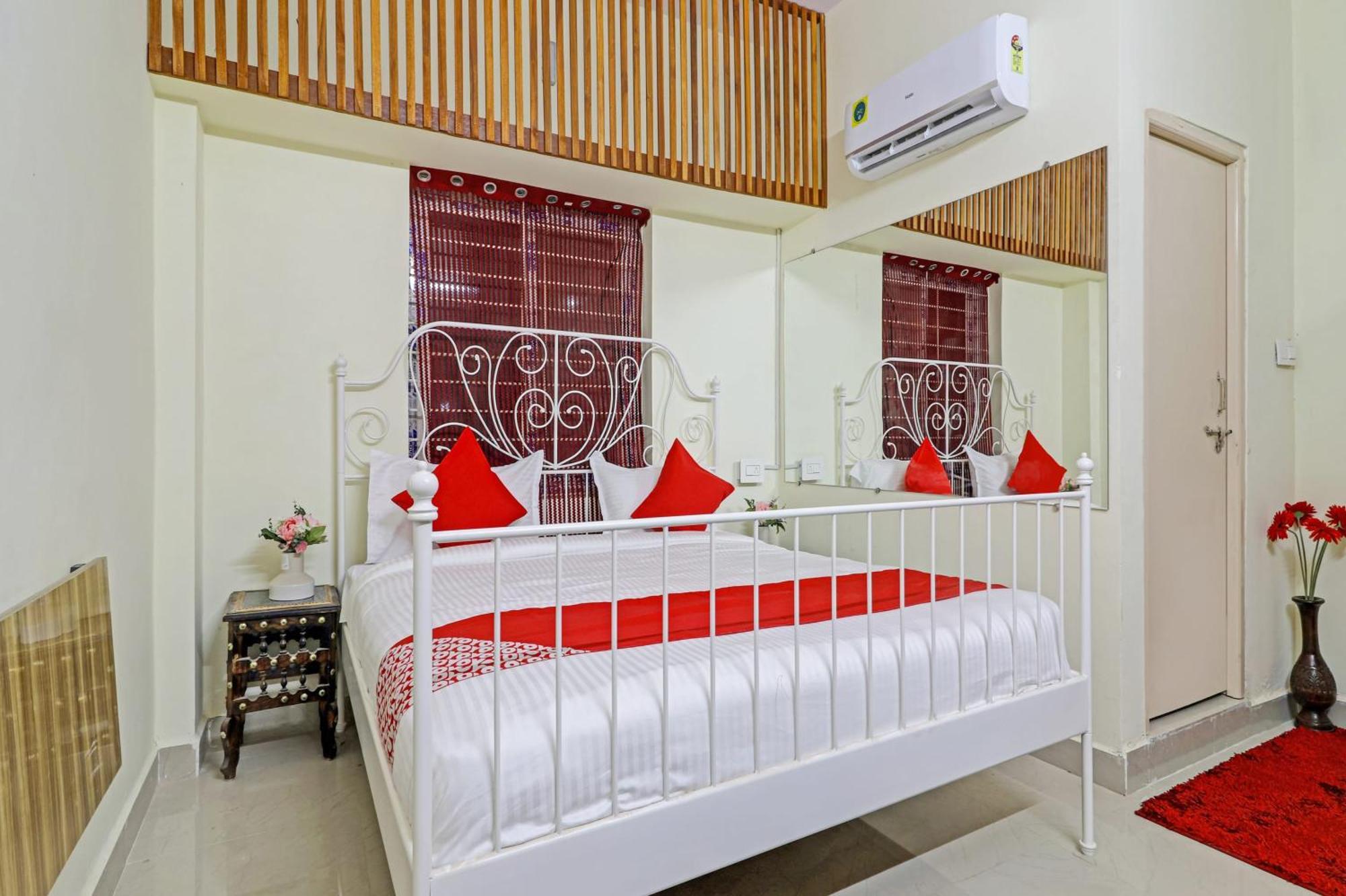 Super Hotel O Dsr Inn Near Nexus Haïdarabad Extérieur photo